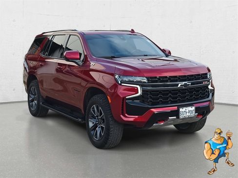 Used 2021 Chevrolet Tahoe Z71 w/ Rear Media and Nav Package image 3