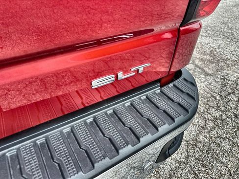 New 2026 GMC Sierra 1500 SLT AWD/4WD image 14