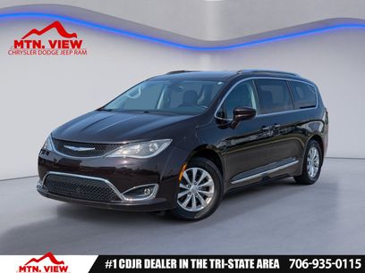 Used 2018 Chrysler Pacifica Touring-L