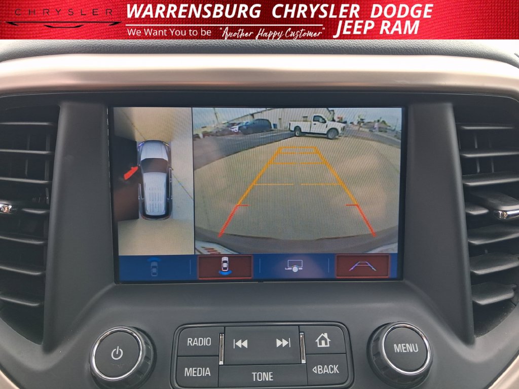 Used 2018 GMC Acadia Denali w/ Technology Package AWD/4WD image 20