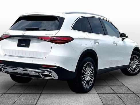 Used 2026 Mercedes-Benz GLC 300 4MATIC image 6