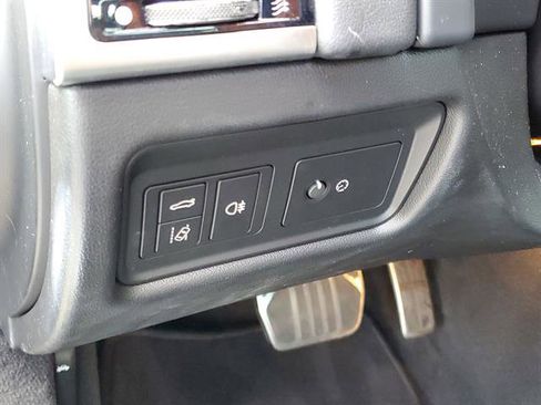 Used 2023 Jaguar F-TYPE Coupe image 37