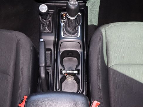 Used 2020 Jeep Wrangler Unlimited Sport AWD/4WD image 20