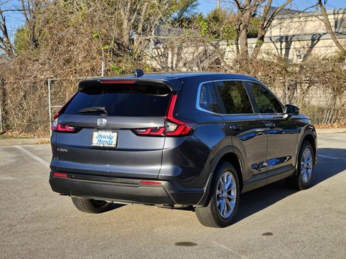 Used 2023 Honda CR-V EX-L image 6