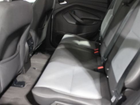Used 2017 Ford Escape SE FWD image 10
