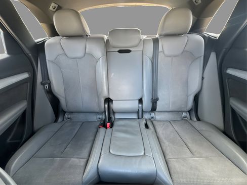 Used 2019 Audi SQ5 Premium Plus w/ Premium Plus Package AWD/4WD image 33