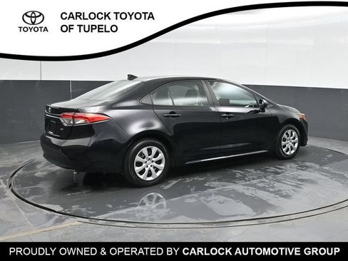 Used 2024 Toyota Corolla LE FWD image 3