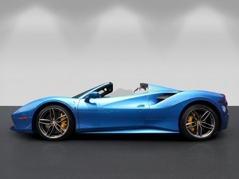 Certified 2018 Ferrari 488 Spider RWD image 6