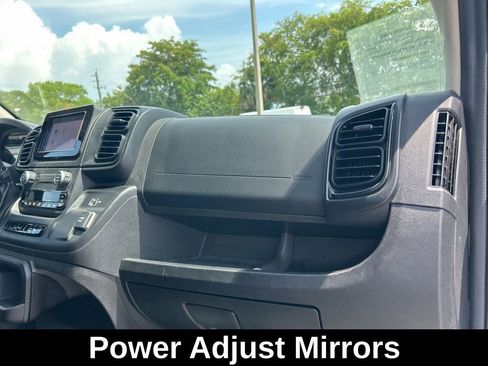 Used 2025 RAM ProMaster 2500 w/ Convenience Group FWD image 23