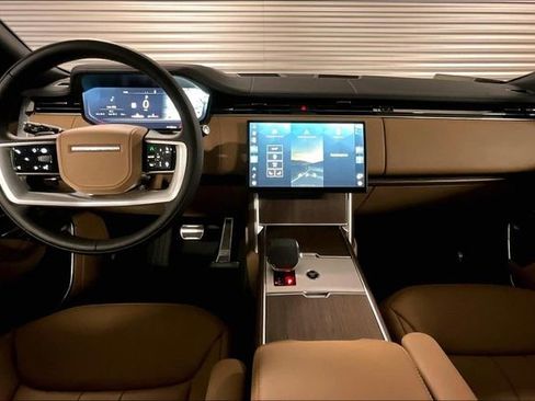 New 2026 Land Rover Range Rover SE image 6