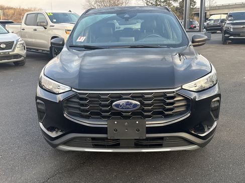 Used 2025 Ford Escape ST-Line image 8