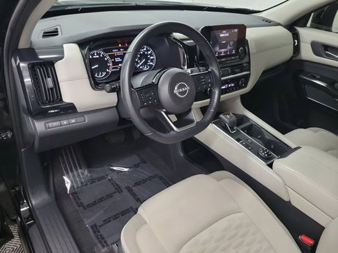 Certified 2022 Nissan Pathfinder SV w/ SV Premium Package image 20