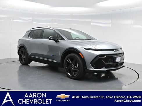 New 2025 Chevrolet Equinox EV RS image 8