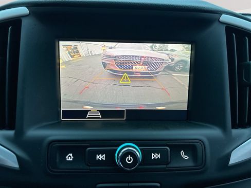 Used 2023 GMC Terrain SLE w/ Driver Convenience Package AWD/4WD image 14
