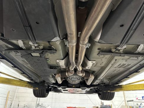 Used 2016 Ford Mustang Shelby GT350 w/ Technology Package image 37