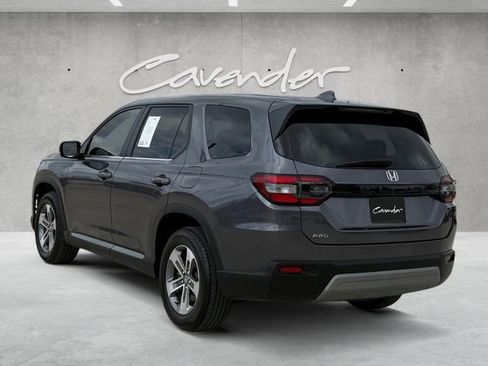 Used 2025 Honda Pilot EX-L image 14
