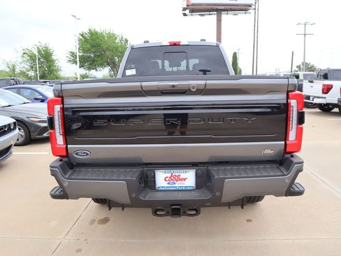 New 2026 Ford F250 Platinum AWD/4WD image 23
