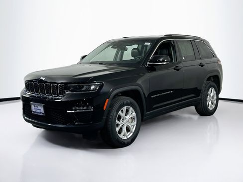 Used 2023 Jeep Grand Cherokee Limited image 1