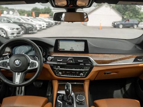 Used 2019 BMW M550i xDrive w/ Premium Package AWD/4WD image 16