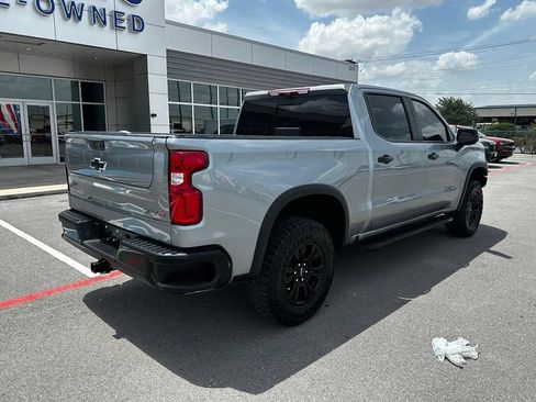 Used 2024 Chevrolet Silverado 1500 ZR2 w/ Technology Package AWD/4WD image 9