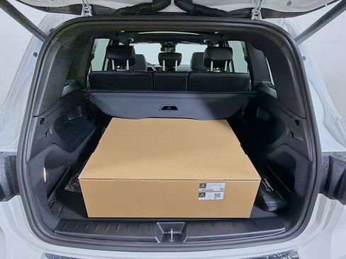 New 2026 Mercedes-Benz GLB 250 4MATIC image 29