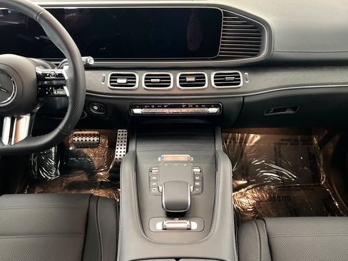 New 2026 Mercedes-Benz GLS 450 4MATIC image 13