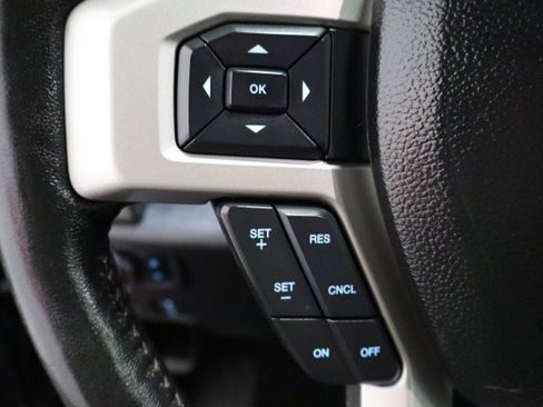 Used 2018 Ford F250 Lariat w/ Lariat Ultimate Package AWD/4WD image 39
