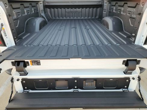 New 2026 GMC Sierra 2500 AT4X image 23