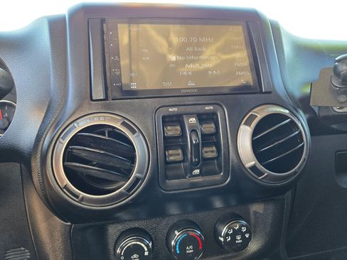 Used 2014 Jeep Wrangler Unlimited Sport w/ Quick Order Package 24S image 36