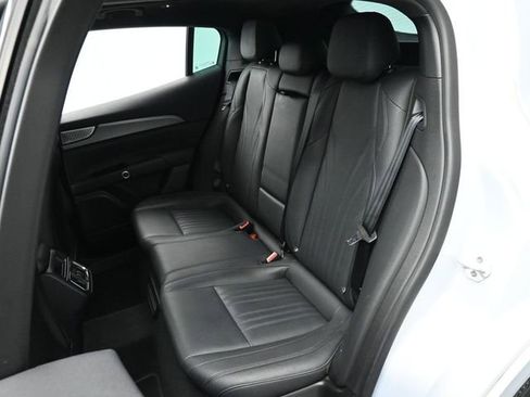 Used 2023 Maserati Grecale GT image 16