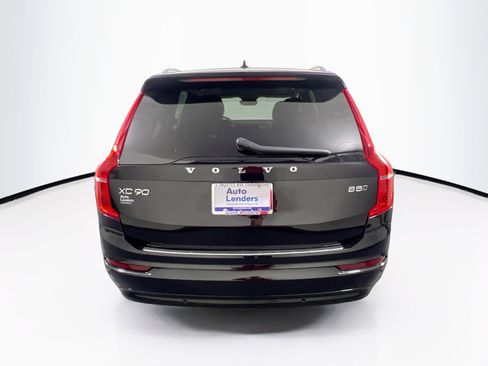 Used 2023 Volvo XC90 B5 Core w/ Protection Package Premier image 6