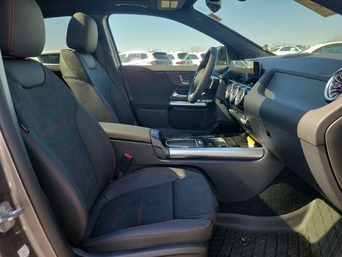 New 2025 Mercedes-Benz GLA 250 image 16