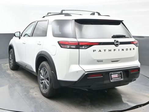 New 2026 Nissan Pathfinder SV FWD image 4