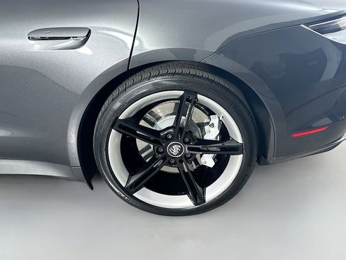 Certified 2022 Porsche Taycan image 31