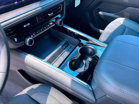 New 2026 Chevrolet Tahoe LS w/ LS Custom Edition RWD image 7