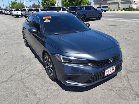 Used 2023 Honda Civic EX-L image 3
