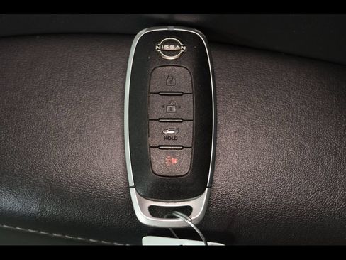 Used 2024 Nissan Sentra SV FWD image 9