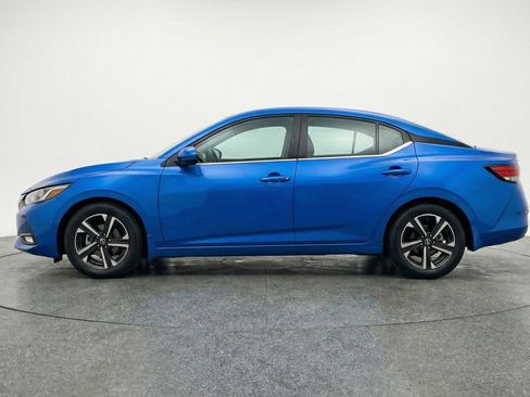 Used 2025 Nissan Sentra SV image 5