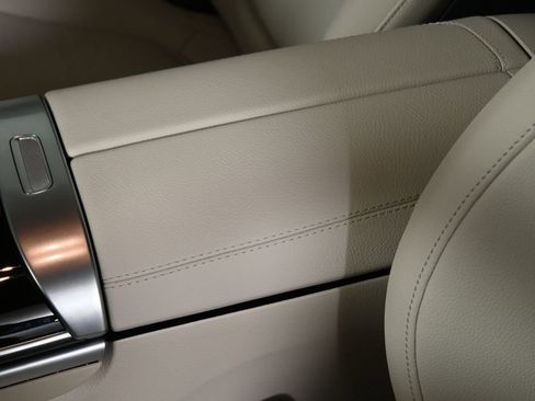 New 2026 Mercedes-Benz C 300 4MATIC Sedan image 24