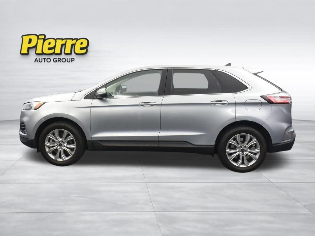 Used 2024 Ford Edge Titanium AWD/4WD image 5