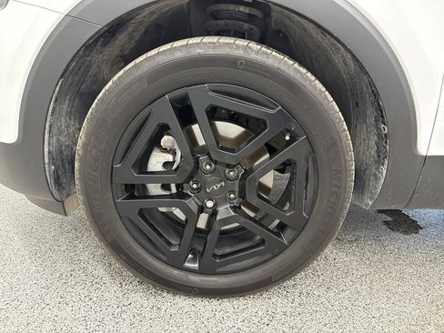 Used 2025 Kia Telluride SX Prestige X-Line AWD/4WD image 9
