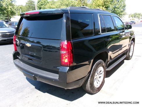Used 2019 Chevrolet Tahoe LT AWD/4WD image 3
