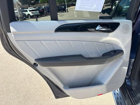 Used 2015 Mercedes-Benz GL 450 4MATIC image 15