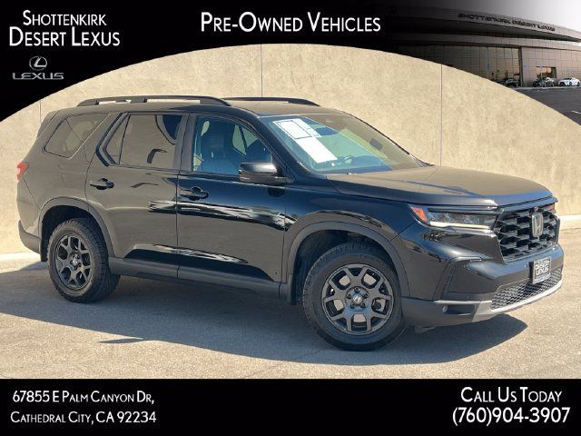Used 2025 Honda Pilot TrailSport 360° Tour