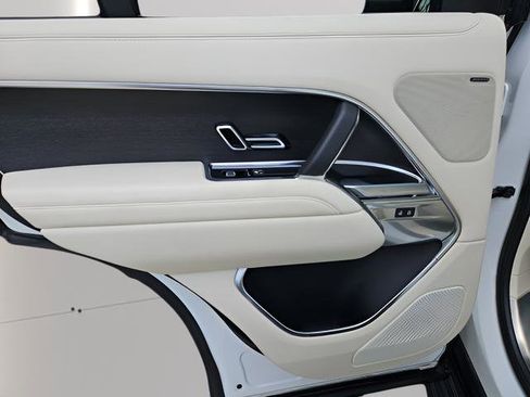 Certified 2023 Land Rover Range Rover SE image 22