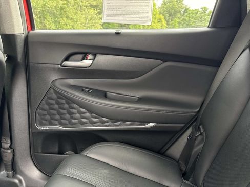 Used 2019 Hyundai Santa Fe Limited AWD/4WD image 15