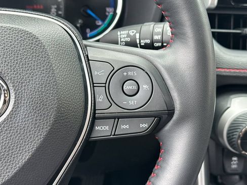 Used 2024 Toyota RAV4 SE w/ Weather & Moonroof Package AWD/4WD image 29