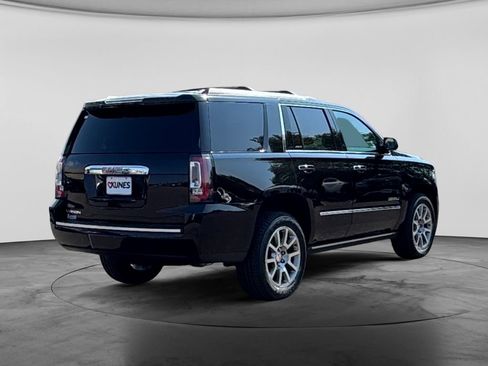 Used 2020 GMC Yukon Denali w/ Open Road Package AWD/4WD image 9
