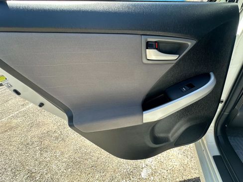 Used 2013 Toyota Prius Three w/ Protection Pkg FWD image 15