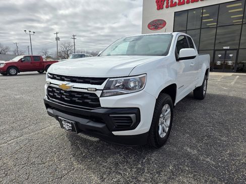 Used 2022 Chevrolet Colorado LT w/ Fleet Safety Package image 3